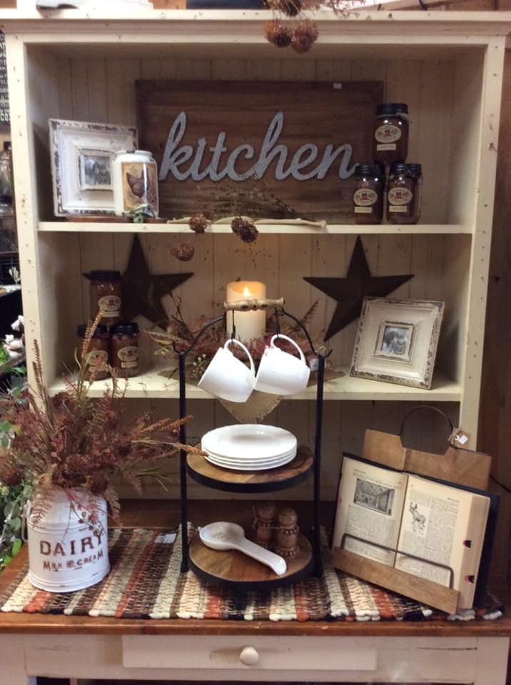 Fall in Love with Country Kitchen Décor