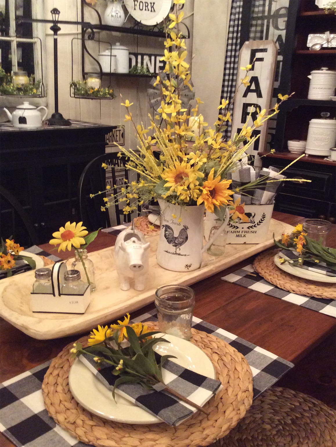 Refreshing Your Space for the Summer with Country Kitchen Décor & Linens