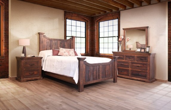 The Benefits of Solid Wood Rustic Bedroom Furniture